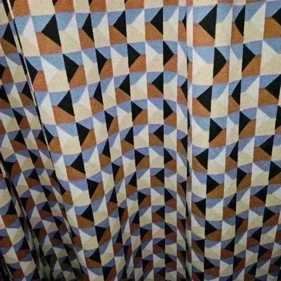 Ladies Worthington Blouse Size M - Picture 3 of 3